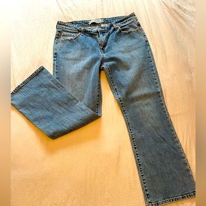 Levi’s women’s boot cut denim jeans. Size 14W